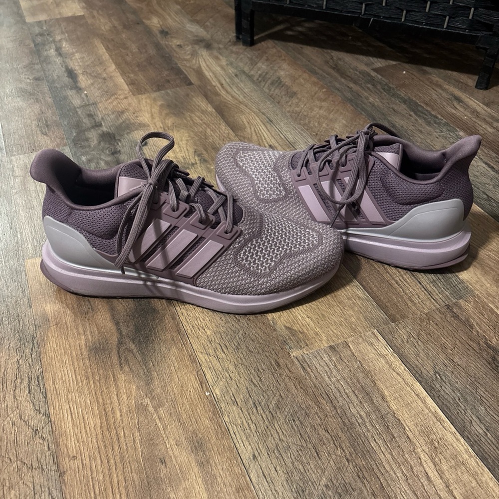 adidas Ultrarun 5, Powder Plum, Women’s 11, worn twice